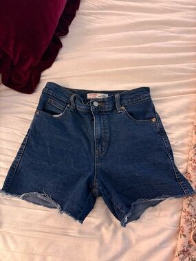 Cut Off High-Rise Dark Blue Denim Women's Shorts